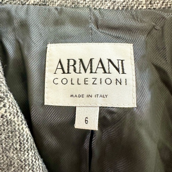 Giorgio Armani Women's Collezioni Checkered Plaid Gray Blazer - Picture 8 of 10